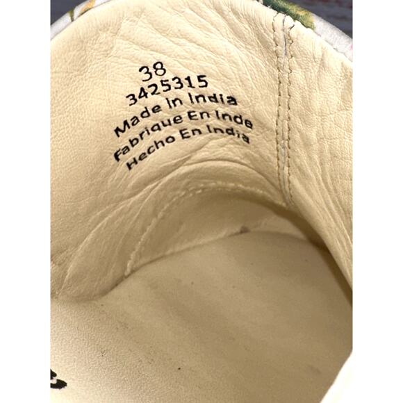 Free People Calabasas Boho Floral Round Toe Wooden Heel Clogs Shoes Size 38 - Picture 11 of 12